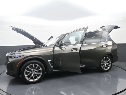 Used 2026 BMW X5 xDrive40i w/ Premium Package AWD/4WD image 40