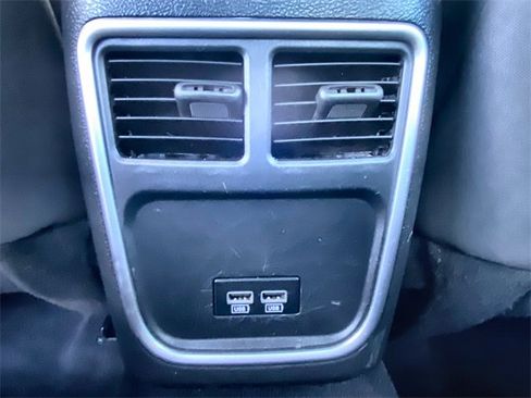 Used 2022 Dodge Charger SXT image 13