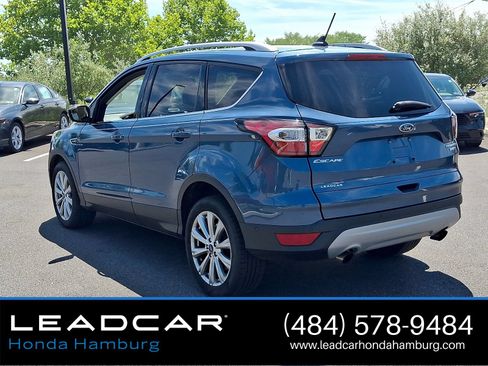 Used 2018 Ford Escape Titanium AWD/4WD image 4
