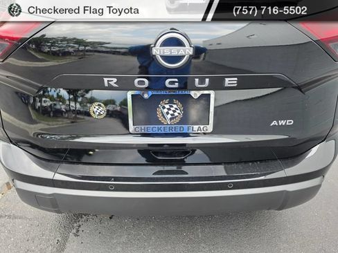 Used 2026 Nissan Rogue SV AWD/4WD image 14