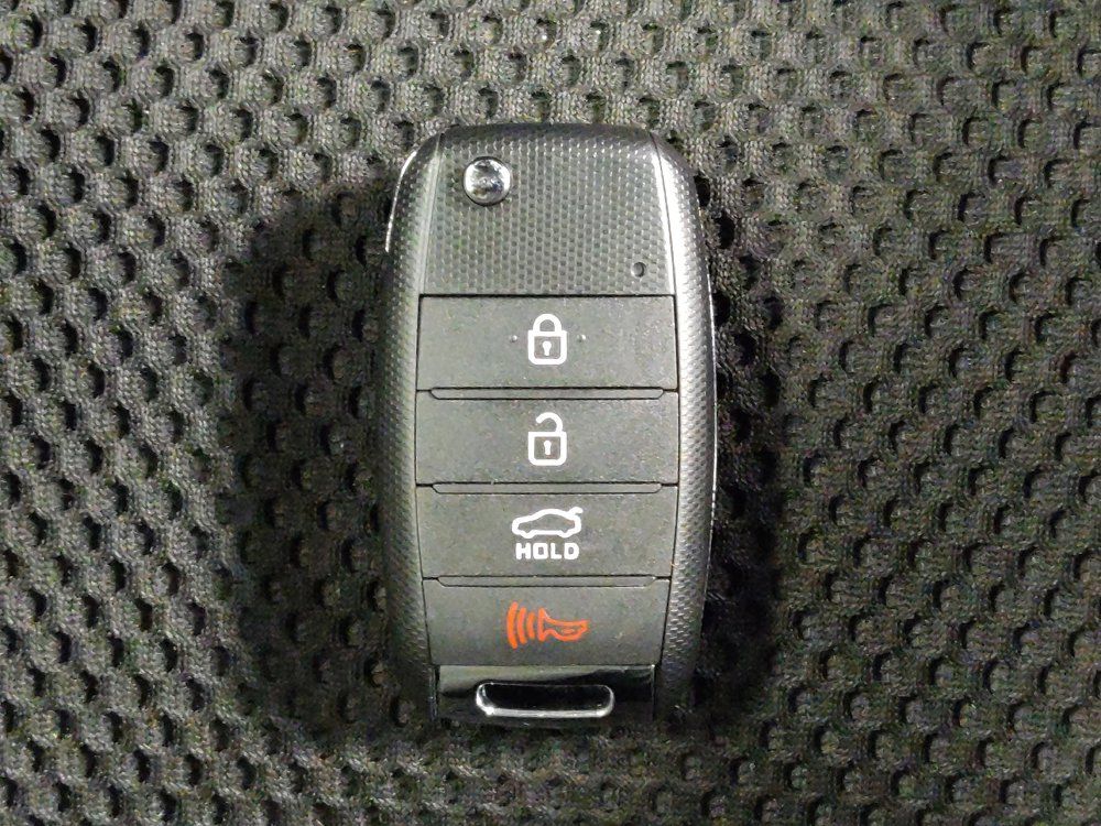 Used 2020 Kia Optima LX FWD image 32