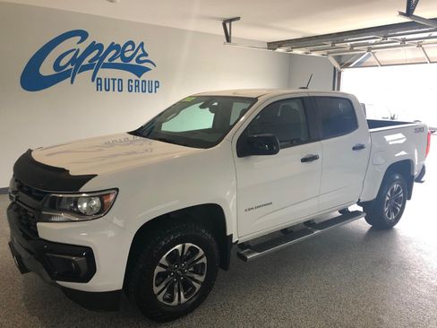 Used 2022 Chevrolet Colorado Z71 AWD/4WD image 1