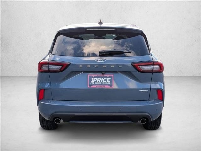 Certified 2024 Ford Escape ST-Line w/ Tech Pack #1 AWD/4WD image 7