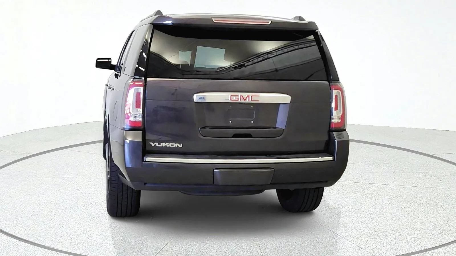 Used 2018 GMC Yukon Denali AWD/4WD image 7