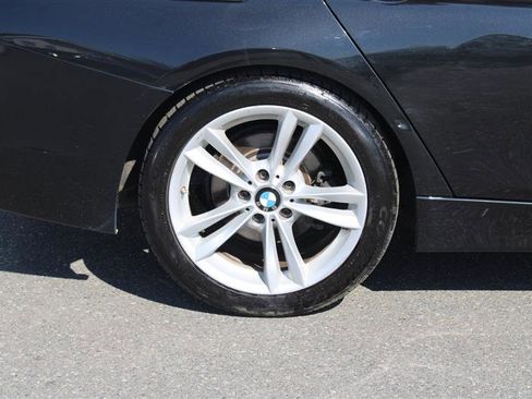 Used 2016 BMW 320i Sedan image 8