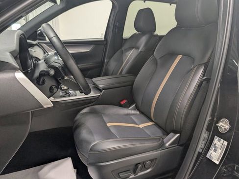 Certified 2025 MAZDA CX-90 3.3 Turbo S w/ Premium Package image 14