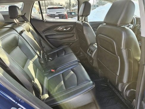 Used 2022 GMC Terrain SLT w/ LPO, Floor Liner Package image 13
