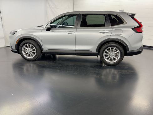Certified 2023 Honda CR-V EX image 2