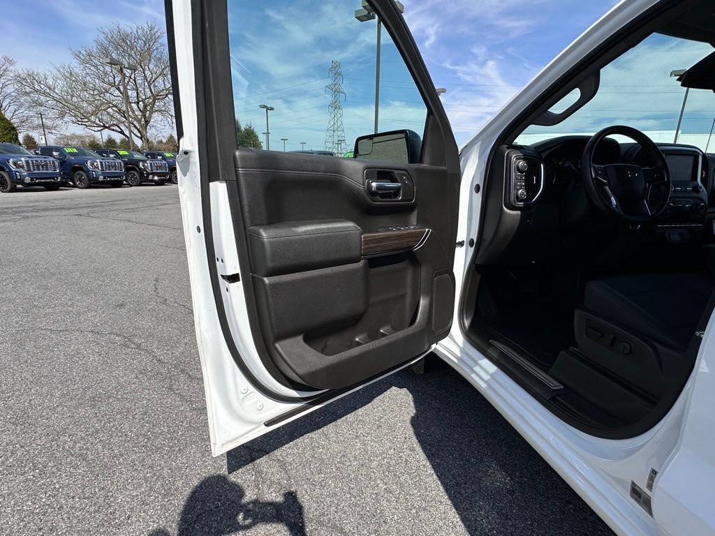 Certified 2020 Chevrolet Silverado 1500 RST w/ All-Star Edition AWD/4WD image 21