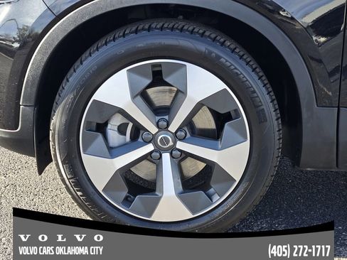 Certified 2024 Volvo XC40 B5 Core w/ Protection Package Premier image 11