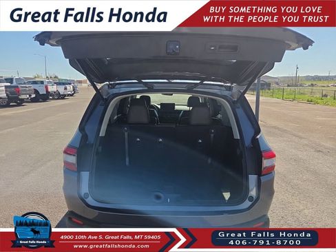 New 2026 Honda Pilot Touring image 10