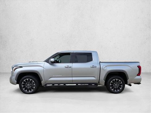Used 2024 Toyota Tundra Limited AWD/4WD image 9