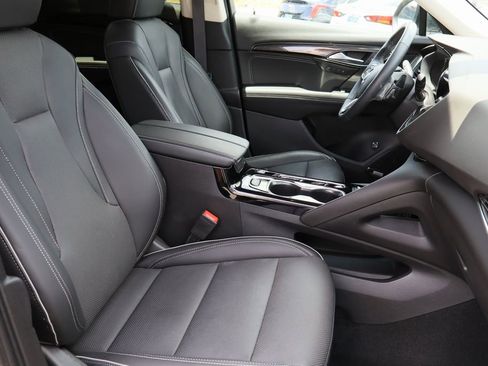 Certified 2022 Buick Envision Essence w/ Technology Package I FWD image 27