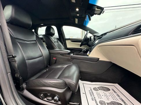 Used 2016 Cadillac XTS Vsport Platinum image 13