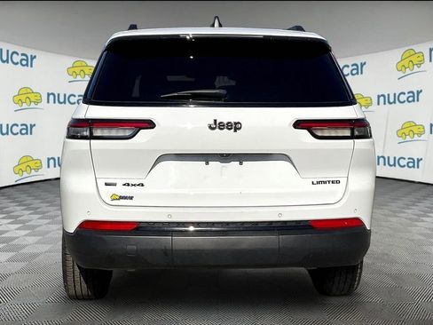 Used 2022 Jeep Grand Cherokee L Limited w/ Black Appearance Package image 5
