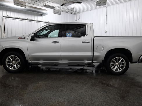 Used 2021 Chevrolet Silverado 1500 LTZ image 22