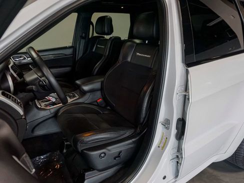 Used 2018 Jeep Grand Cherokee Trackhawk w/ Trailer Tow Group IV image 9