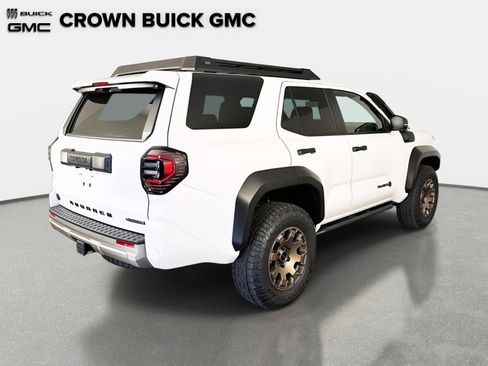 Used 2025 Toyota 4Runner Trailhunter image 6