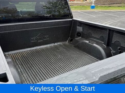 Certified 2021 GMC Sierra 1500 SLE image 12