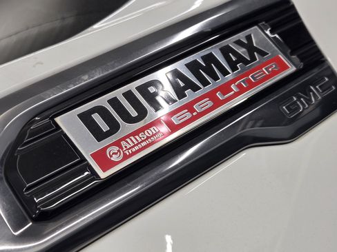 Used 2020 GMC Sierra 2500 AT4 w/ AT4 Premium Package AWD/4WD image 12