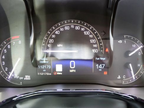 Used 2018 Cadillac XT5 Premium Luxury FWD image 32