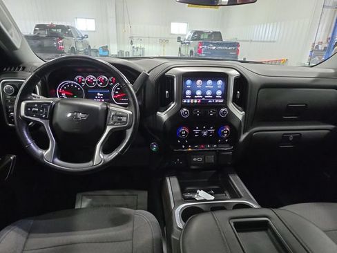 Used 2019 Chevrolet Silverado 1500 RST AWD/4WD image 9