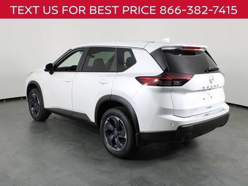 New 2026 Nissan Rogue SV FWD image 4