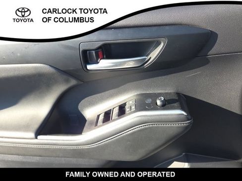 Used 2026 Toyota Highlander XLE AWD/4WD image 12