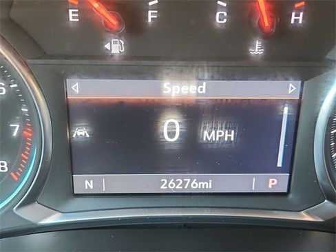 Used 2023 Chevrolet Traverse LT image 12