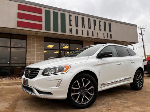Used 2017 Volvo XC60 T6 Dynamic w/ Climate Package image 1