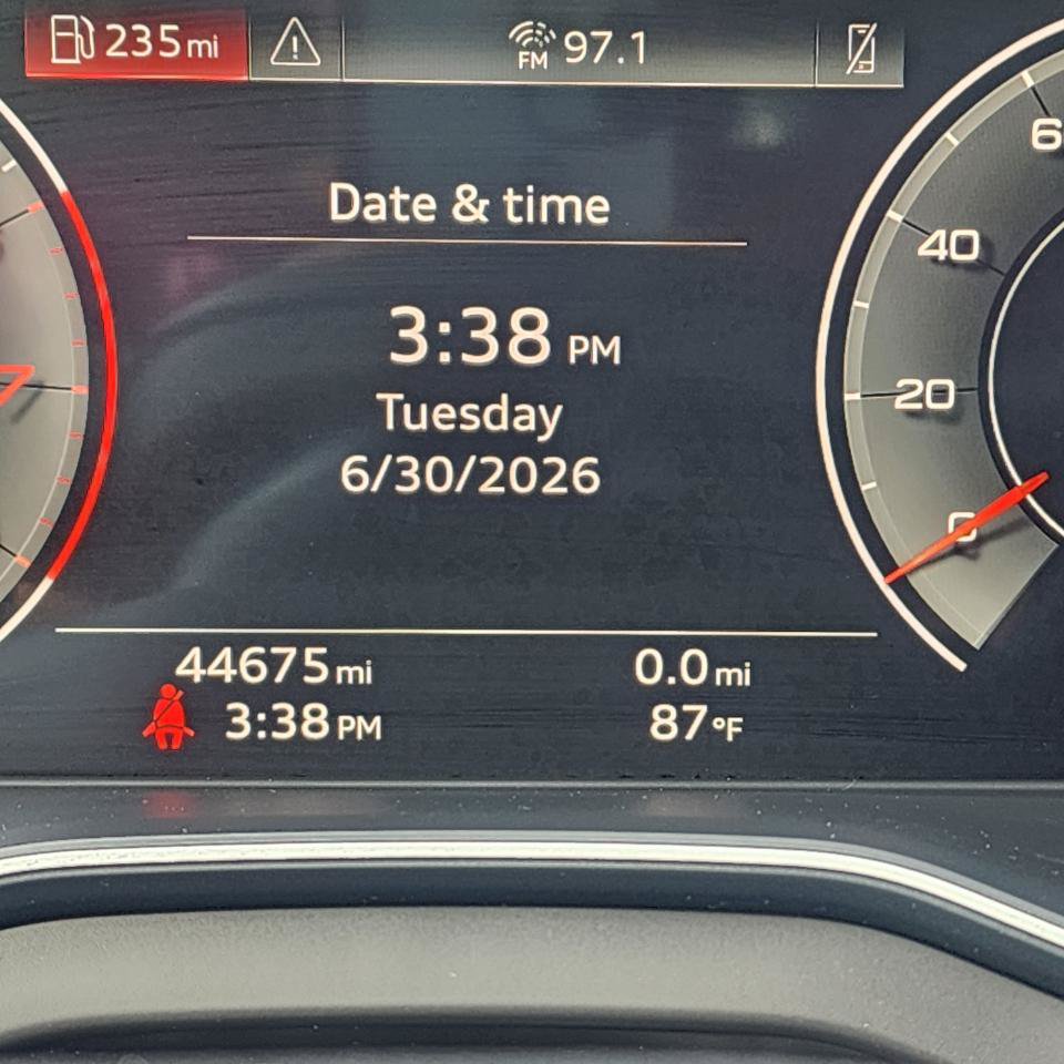 Used 2023 Audi Q5 2.0T Premium Plus AWD/4WD image 9