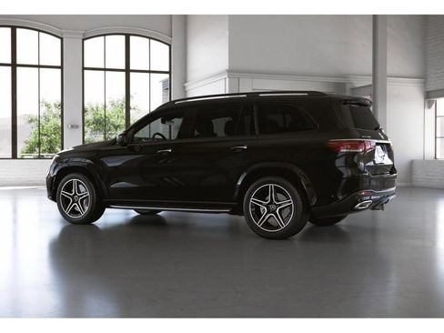 Used 2023 Mercedes-Benz GLS 580 4MATIC image 32