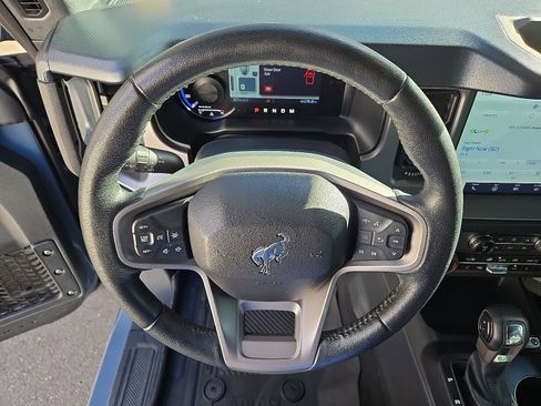 Used 2023 Ford Bronco Outer Banks image 20