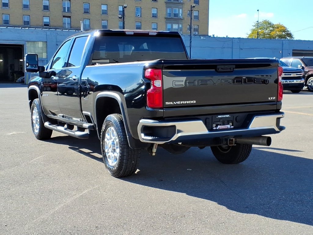 Used 2023 Chevrolet Silverado 2500 LTZ w/ Z71 Off-Road Package AWD/4WD image 6