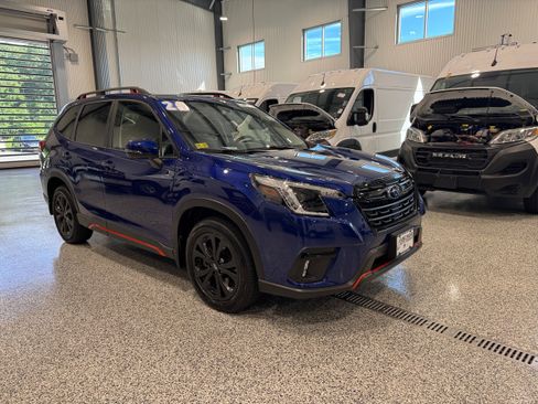 Used 2024 Subaru Forester Sport AWD/4WD image 4