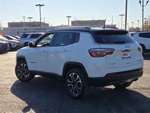 Certified 2022 Jeep Compass Limited image 16