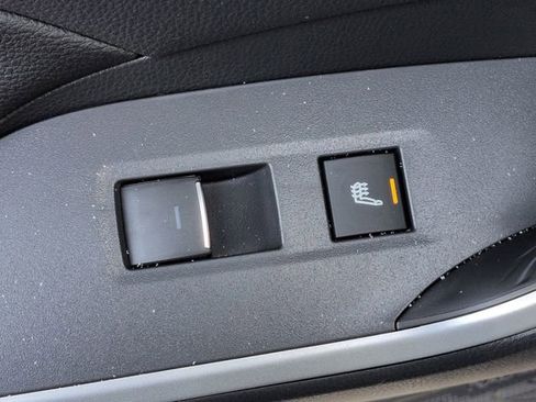 New 2025 Toyota RAV4 SE image 27