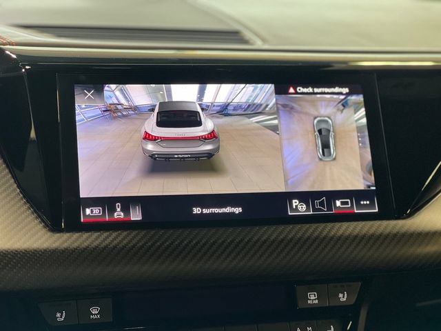 Used 2022 Audi RS e-tron GT AWD/4WD image 26