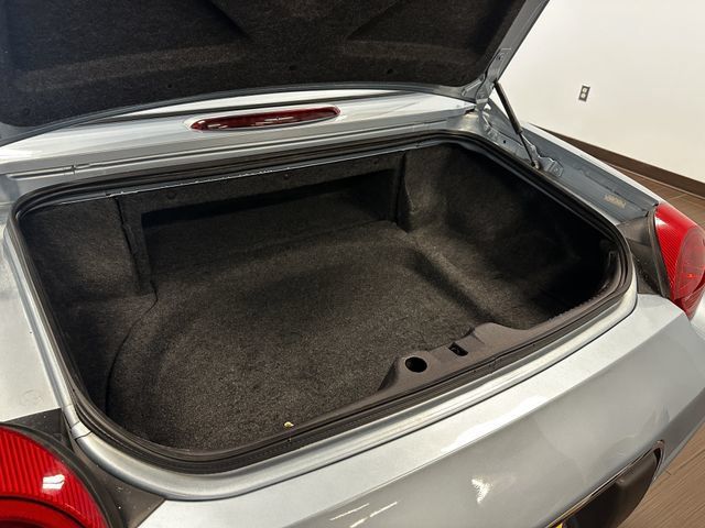 Used 2004 Ford Thunderbird RWD image 37