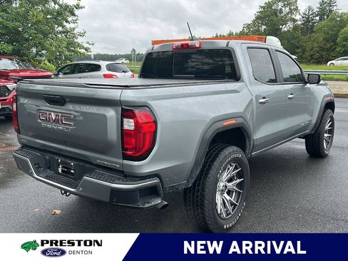 Used 2024 GMC Canyon Denali AWD/4WD image 6