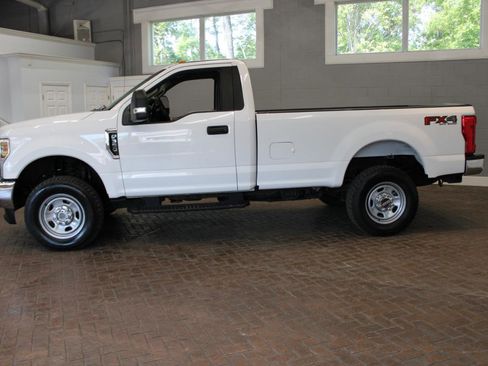 Used 2018 Ford F350 XL AWD/4WD image 4