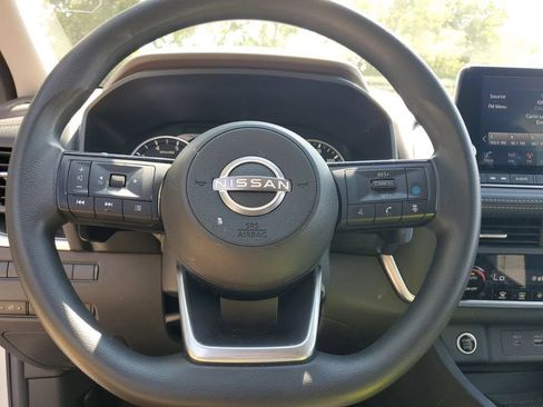 Used 2023 Nissan Rogue SV AWD/4WD image 22