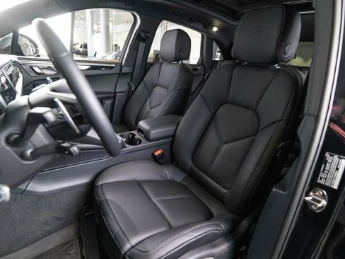 New 2026 Porsche Macan S AWD/4WD image 5