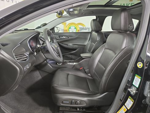 Used 2023 Chevrolet Malibu LT FWD image 12
