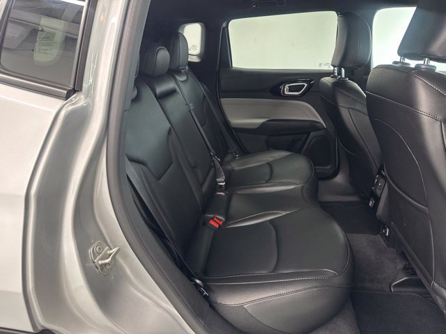 Used 2024 Jeep Compass Limited AWD/4WD image 28