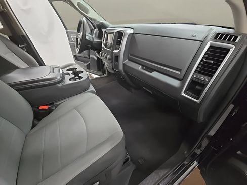 Used 2024 RAM 1500 Classic SLT AWD/4WD image 26