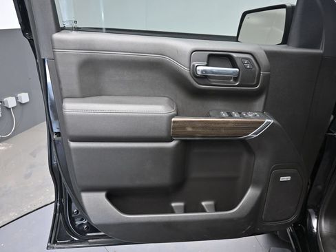 Used 2022 Chevrolet Silverado 1500 LT Trail Boss w/ LT Trail Boss Premium Package AWD/4WD image 20