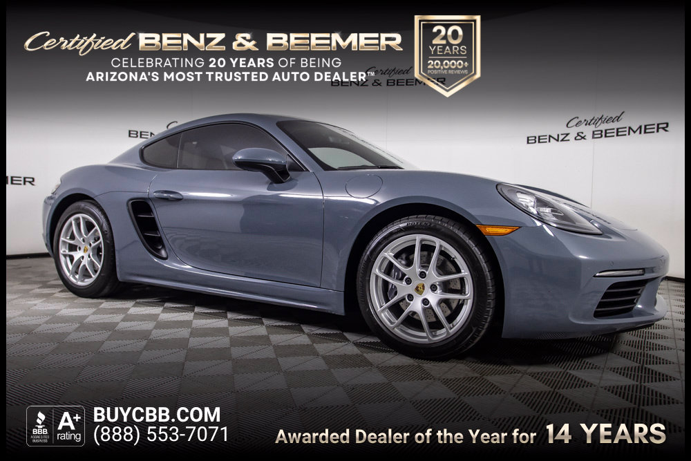 Used 2018 Porsche 718 Cayman RWD image 1