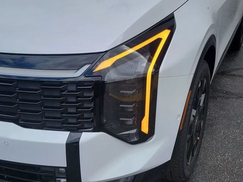 Certified 2026 Kia Sportage SX AWD/4WD image 12