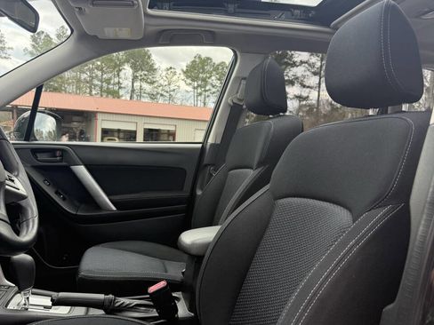 Used 2014 Subaru Forester 2.5i Premium w/ Protection Package #1 image 5